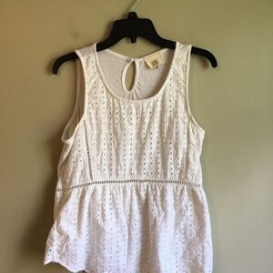 SW Small White lacey tank top